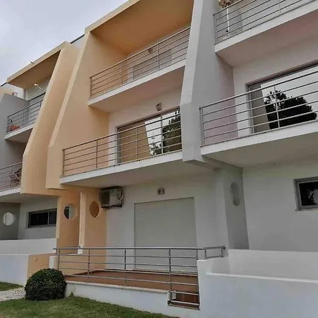 Casa de Férias Townhouse Senhora Da Rocha - Alporchinhos Armação de Pêra